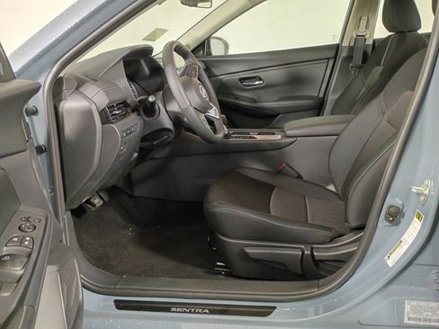 New 2025 Nissan Sentra SV w/ All-Weather Package image 9