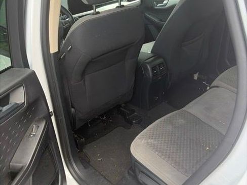 Used 2020 Ford Escape SE FWD image 14