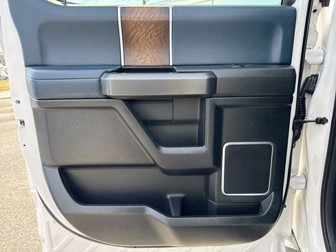 Used 2018 Ford F150 Limited w/ Trailer Tow Package image 23