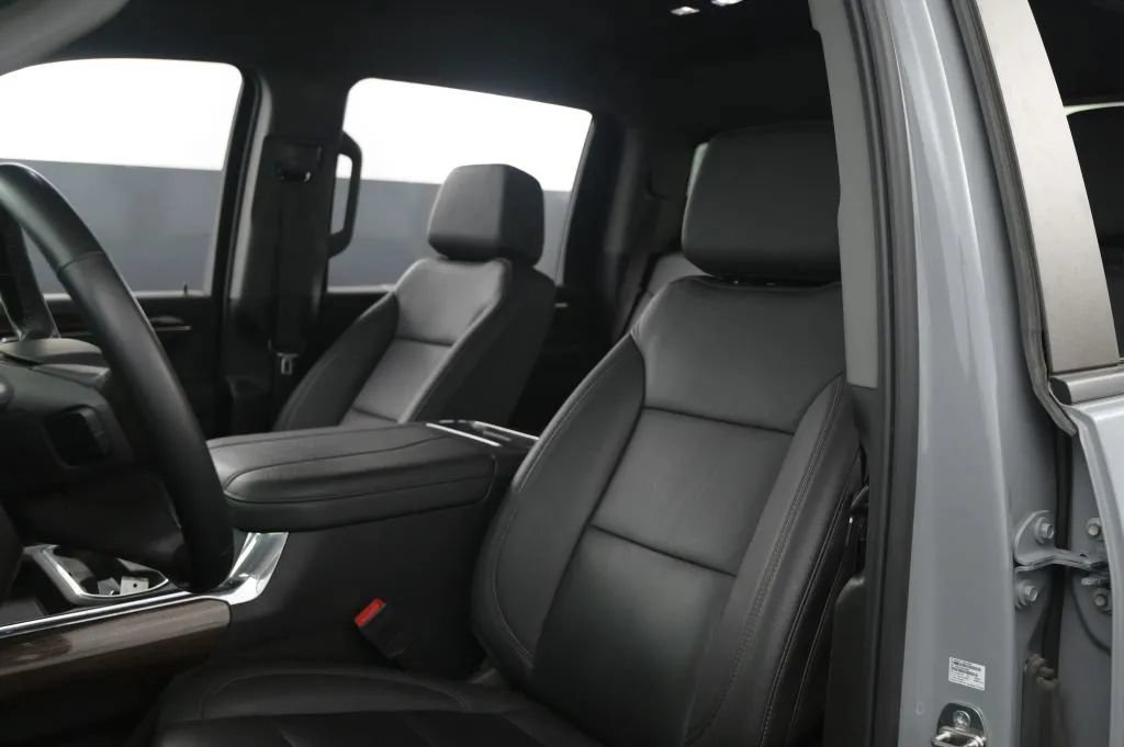 Used 2024 Chevrolet Silverado 2500 LT AWD/4WD image 48