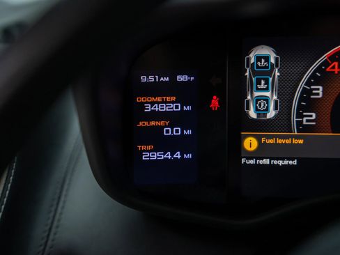 Used 2017 McLaren 570S Coupe RWD image 31