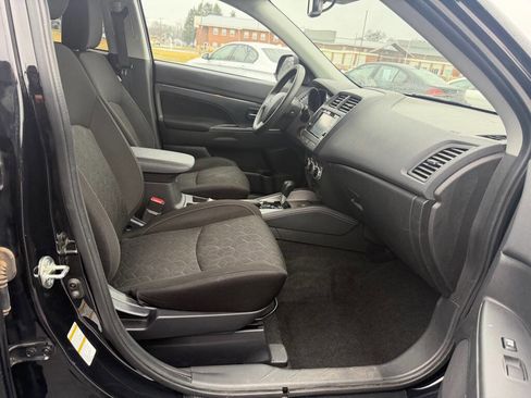 Used 2021 Mitsubishi Outlander Sport ES image 11