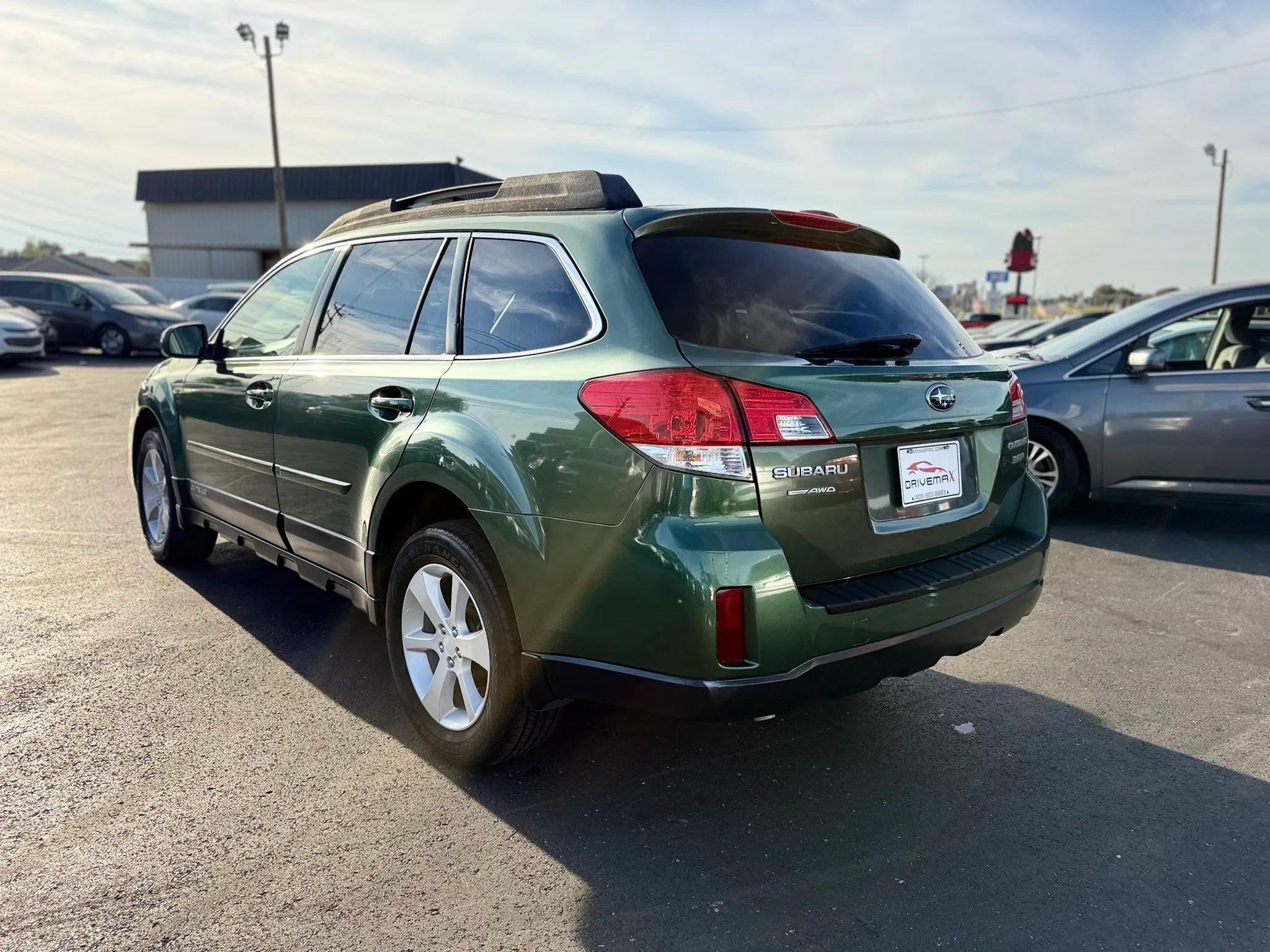 Used 2013 Subaru Outback 3.6R w/ Popular Pkg 1B AWD/4WD image 5