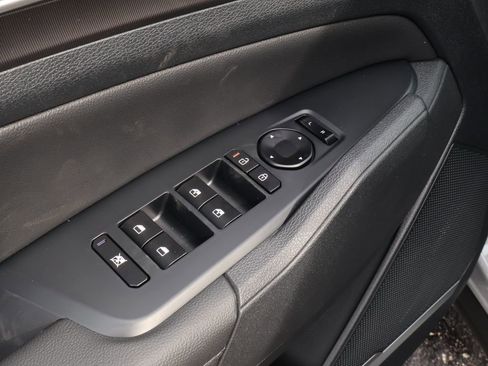 New 2026 Kia Sportage EX image 17