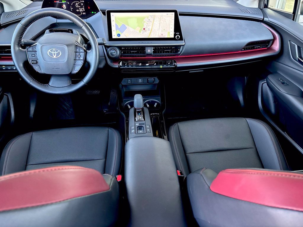 Used 2024 Toyota Prius Prime FWD image 28