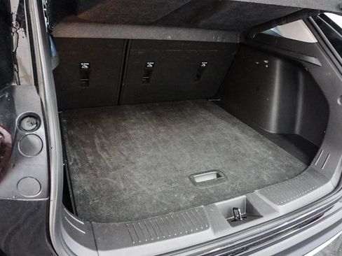 Used 2025 Chevrolet Trax LT image 6