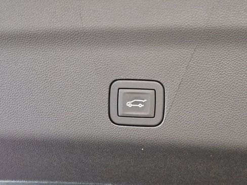 New 2026 GMC Yukon Denali w/ Denali Reserve Package AWD/4WD image 20