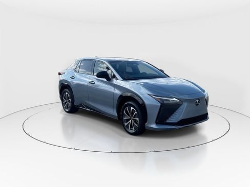 Used 2023 Lexus RZ 450e Premium w/ Technology Package image 2