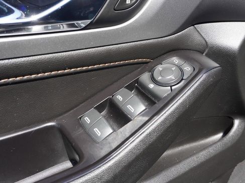 Used 2020 Chevrolet Traverse LT AWD/4WD image 37