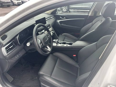 Used 2026 Genesis G70 2.5T RWD image 11