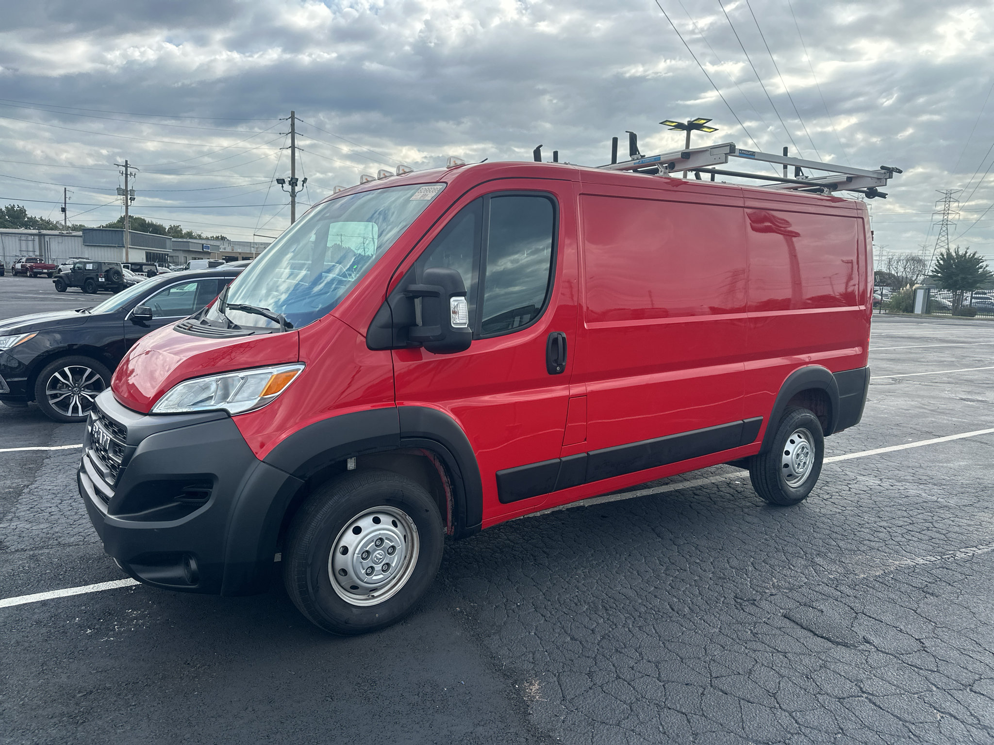 Used 2023 RAM ProMaster 1500 FWD image 1