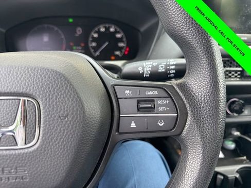 Used 2023 Honda HR-V LX image 18