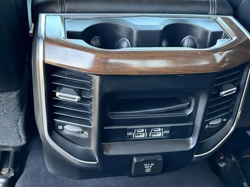 Used 2022 RAM 2500 Laramie AWD/4WD image 12