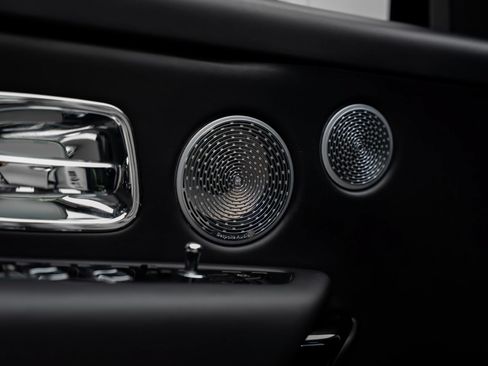 Used 2024 Rolls-Royce Cullinan w/ Cullinan Package AWD/4WD image 60
