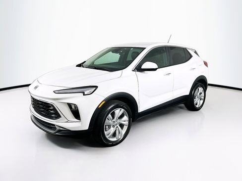Used 2025 Buick Encore GX Preferred image 3