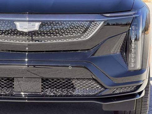 New 2026 Cadillac Optiq V image 8