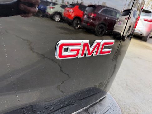 Used 2023 GMC Savana 2500 image 8