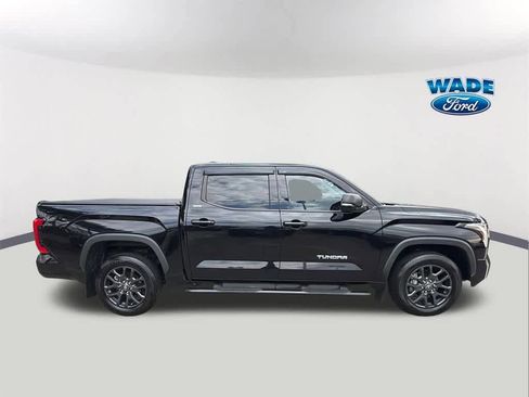 Used 2022 Toyota Tundra SR5 w/ SR5 Premium Package image 4
