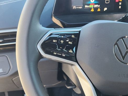 New 2026 Volkswagen ID.4 Pro S AWD/4WD image 10