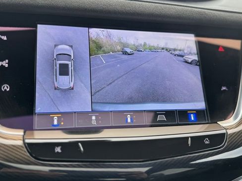 Used 2025 Cadillac XT6 Sport w/ Platinum Package AWD/4WD image 11