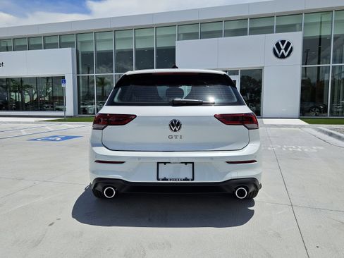 New 2025 Volkswagen GTI SE image 6