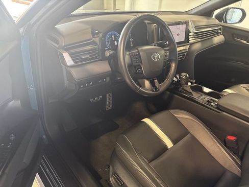 Used 2025 Toyota Camry LE FWD image 6