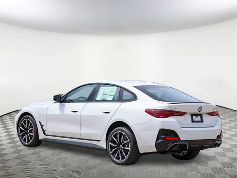 Used 2026 BMW i4 eDrive40 w/ M Sport Package RWD image 8