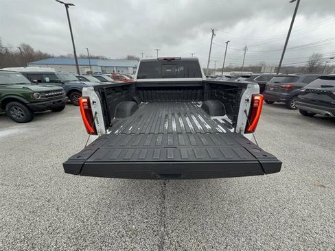 Used 2024 GMC Sierra 2500 Denali Ultimate w/ LPO, GMC Protection Package image 4