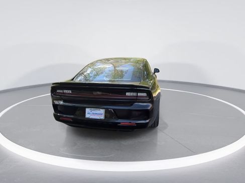 Used 2024 Dodge Charger Daytona Scat Pack w/ Plus Group AWD/4WD image 7