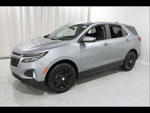 Certified 2023 Chevrolet Equinox LT FWD image 3