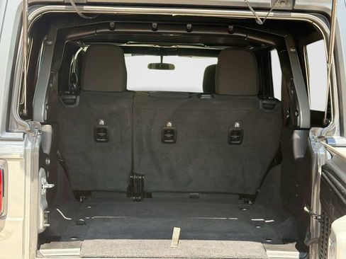 Used 2021 Jeep Wrangler Unlimited Sport AWD/4WD image 12