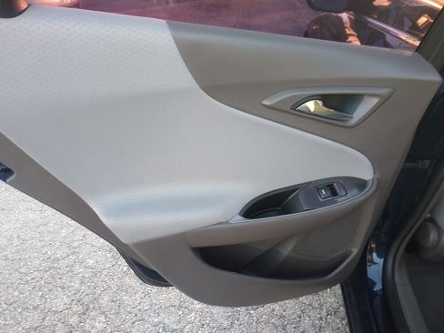 Used 2018 Chevrolet Malibu LS w/ LPO, Convenience Package 1 image 24