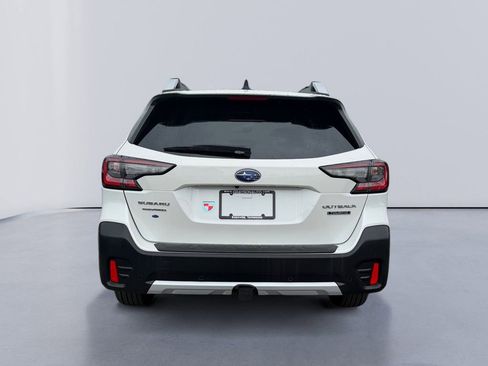 Used 2021 Subaru Outback Touring AWD/4WD image 4