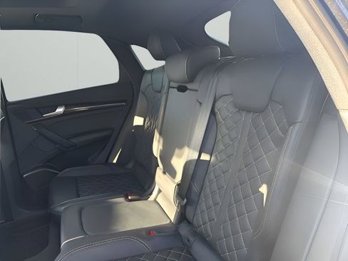 Used 2024 Audi SQ5 Premium Plus image 21