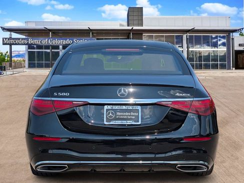 Used 2024 Mercedes-Benz S 580 4MATIC Sedan image 6