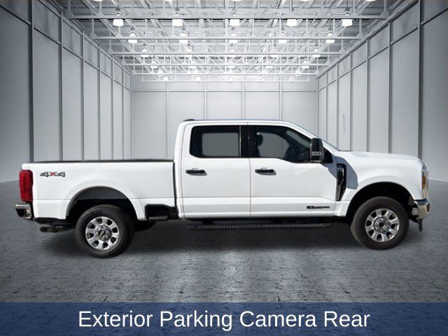 Used 2024 Ford F250 XLT AWD/4WD image 2