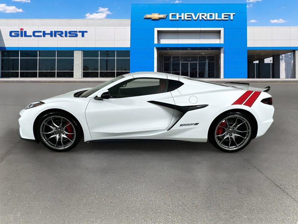 New 2027 Chevrolet Corvette Grand Sport RWD image 5