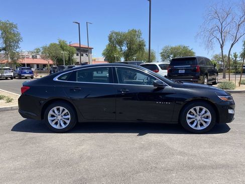 Used 2023 Chevrolet Malibu LT FWD image 2