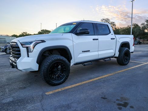 Used 2024 Toyota Tundra SR5 image 3