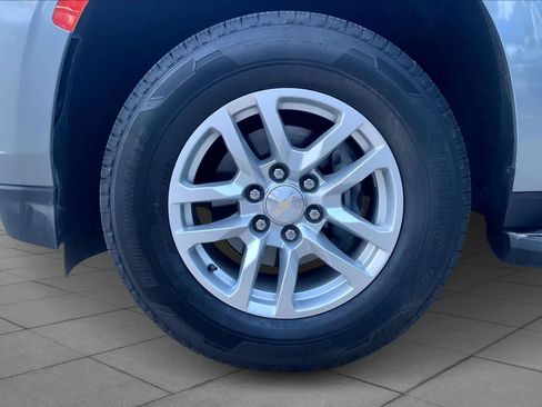 Used 2023 Chevrolet Tahoe LT w/ Luxury Package image 10