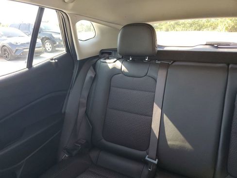 Used 2024 Chevrolet Trax LT image 12