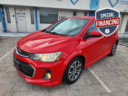 Used 2018 Chevrolet Sonic LT image 2