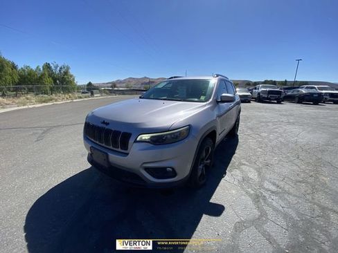 Used 2021 Jeep Cherokee Latitude Plus AWD/4WD image 1