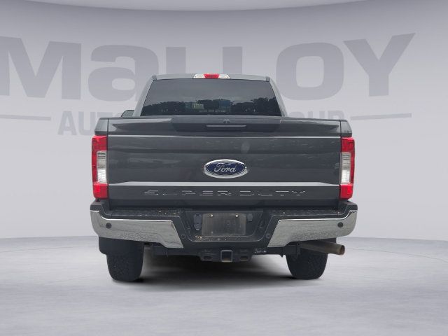 Used 2019 Ford F250 XLT w/ XLT Value Package AWD/4WD image 4
