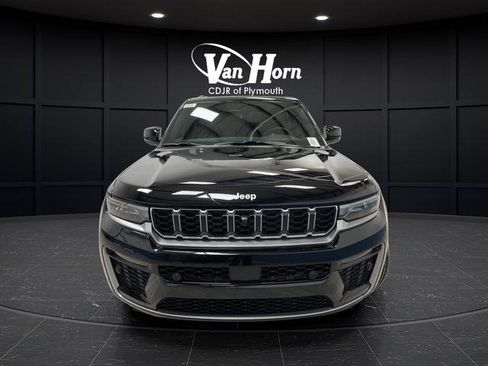 New 2026 Jeep Grand Cherokee Limited image 12