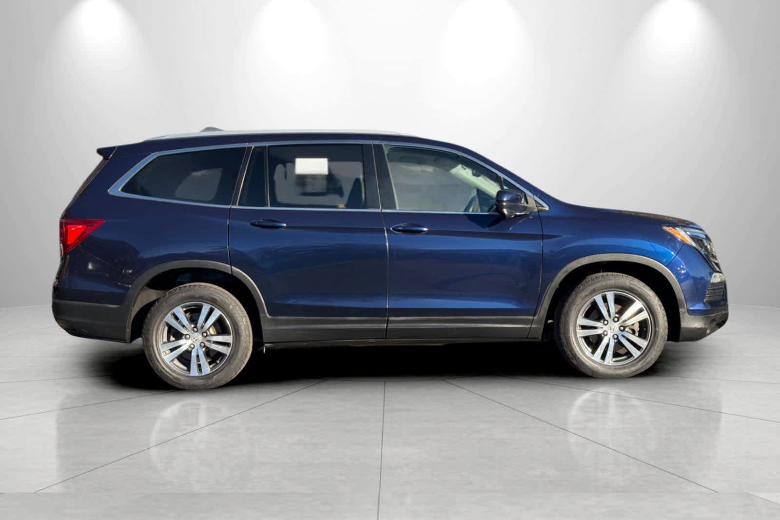 Used 2017 Honda Pilot EX-L image 8