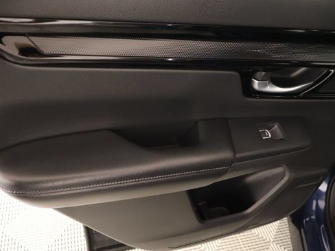 Used 2026 Honda CR-V EX-L image 17