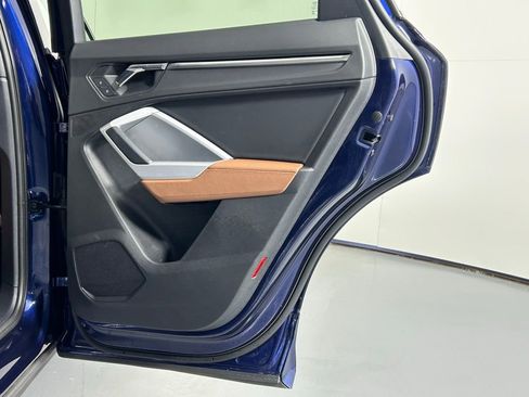 Used 2022 Audi Q3 2.0T Premium w/ Convenience Package image 12