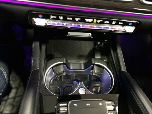 Used 2021 Mercedes-Benz GLS 580 4MATIC image 29