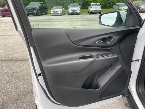 Used 2023 Chevrolet Equinox LT w/ LPO, Floor Liner Package AWD/4WD image 14